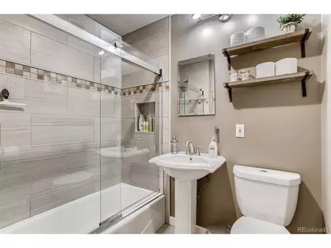 8362 E Lehigh Dr, Denver, CO 80237 photo 15