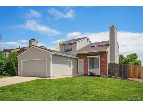 2892 S Truckee St, Aurora, CO 80013