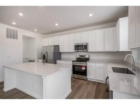243 Corkscrew St, Elizabeth, CO 80107 photo 2