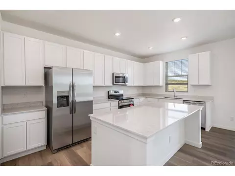 243 Corkscrew St, Elizabeth, CO 80107 photo 3