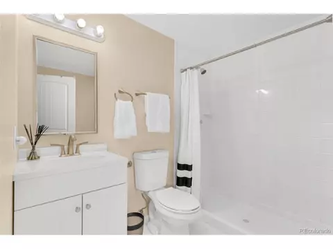 17795 E Ida Ave, Centennial, CO 80015 photo 28