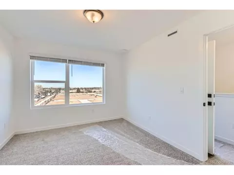 376 Geneva St, Aurora, CO 80010 photo 23