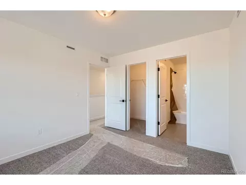 376 Geneva St, Aurora, CO 80010 photo 22