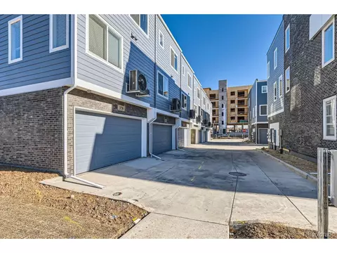 376 Geneva St, Aurora, CO 80010 photo 27
