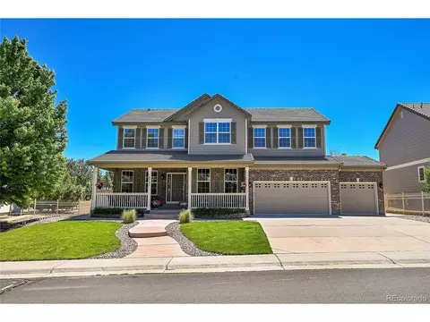19737 E Pinewood Dr, Aurora, CO 80016