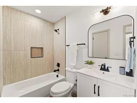 1782 Danube Ct, Aurora, CO 80011 photo 11