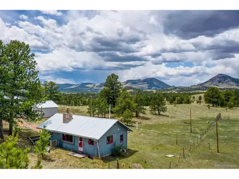 949 Doe Valley Rd, Guffey, CO 80820