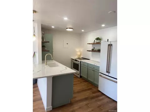 1200 Golden Cir #505, Golden, CO 80401