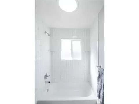 Bath - 11408 E 7th Ave, Aurora, CO 80010 photo 1 of 3