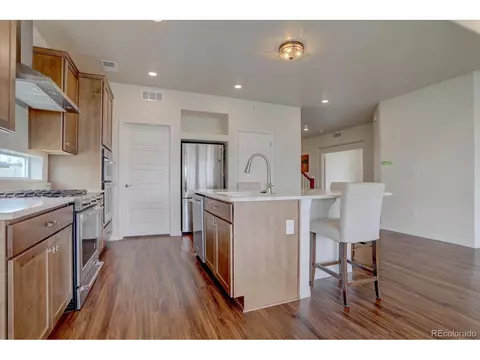 21751 E 50th Dr, Aurora, CO 80019 photo 7