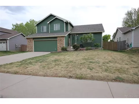3014 Mariners Landing Dr, Evans, CO 80620