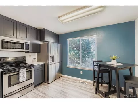 17846 E Bethany Pl, Aurora, CO 80013 photo 2