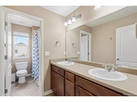 Bath - 11232 Columbine St, Firestone, CO 80504 photo 5 of 5
