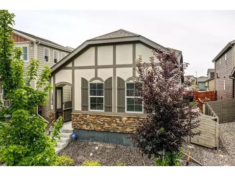 15654 E 47th Dr, Denver, CO 80239 photo 2