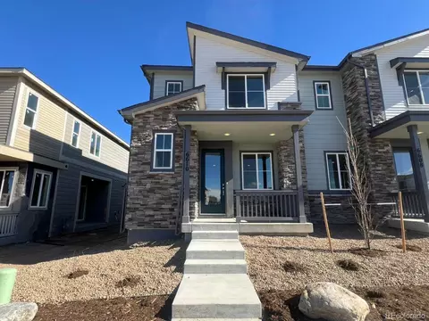 6610 N Nepal Ct, Aurora, CO 80019