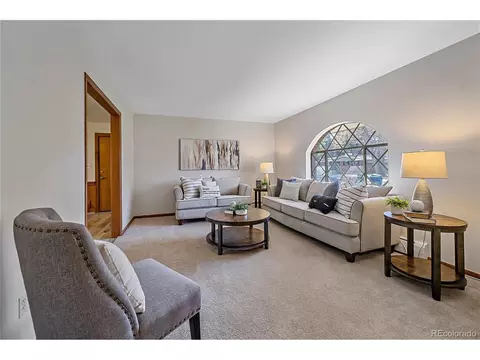 1230 Everett Ct, Lakewood, CO 80215 photo 4