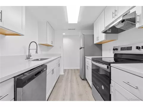 9700 E Iliff Ave #B15, Denver, CO 80231