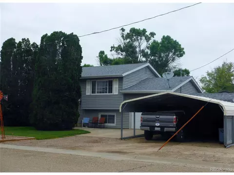 412 8th St, Flagler, CO 80815 photo 2