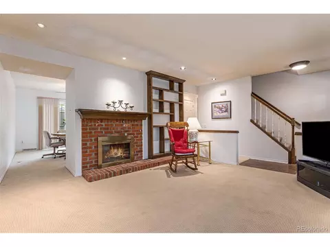 8621 E Yale Ave #E, Denver, CO 80231 photo 5