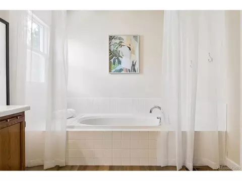 Bath - 19889 E Hamilton Pl, Aurora, CO 80013 photo 3 of 5