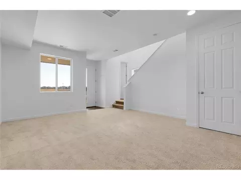 23651 E 5th Dr, Aurora, CO 80018 photo 3