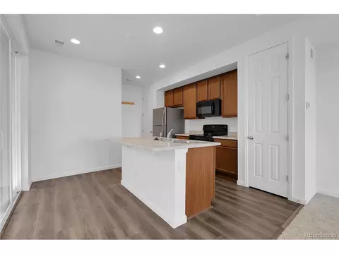 23651 E 5th Dr, Aurora, CO 80018 photo 5