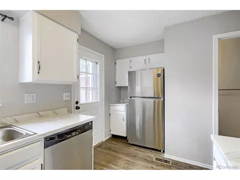 Kitchen - 12041 E Ford Cir, Aurora, CO 80012 photo 2 of 2