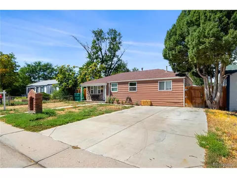 1111 Hanover St, Aurora, CO 80010