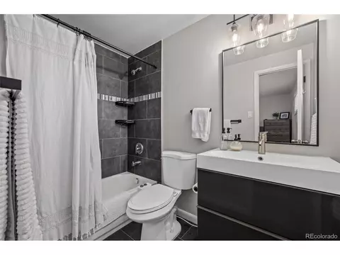 1217 Boston St, Aurora, CO 80010 photo 23