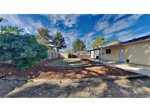 15760 E Linvale Pl, Aurora, CO 80013 photo 2