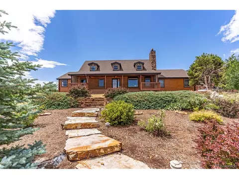620 Crestview Dr, Florence, CO 81226