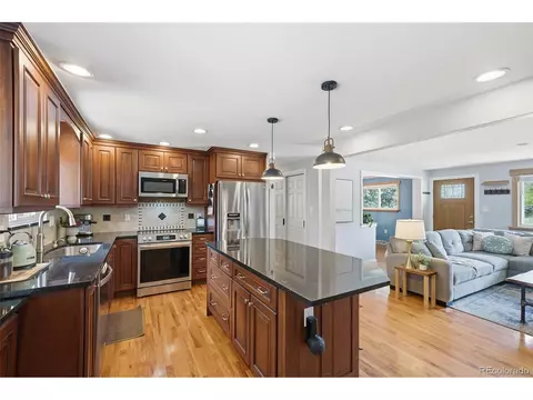 Kitchen - 5357 Field Cir, Arvada, CO 80002 photo 5 of 6
