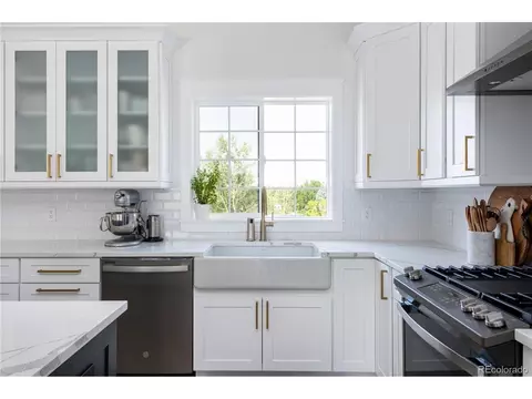 6725 Beech Ct, Arvada, CO 80004 photo 9