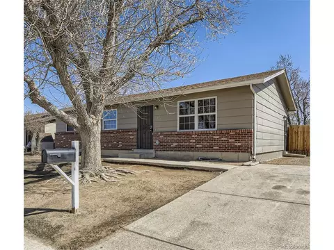 5562 Baltimore Ct, Denver, CO 80239