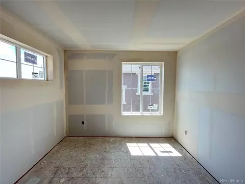 24433 E Adriatic Dr, Aurora, CO 80018 photo 3
