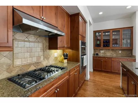9560 E 5th Ave, Denver, CO 80230 photo 8