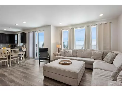 26341 E 5th Pl, Aurora, CO 80018 photo 5