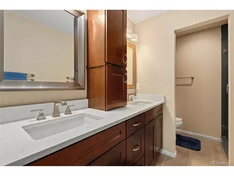 2101 E Phillips Ln, Centennial, CO 80122 photo 18