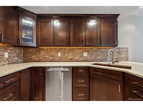 2101 E Phillips Ln, Centennial, CO 80122 photo 10