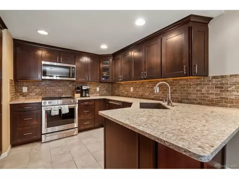 2101 E Phillips Ln, Centennial, CO 80122 photo 8