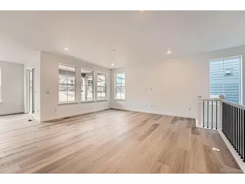 24732 E Atlantic Dr, Aurora, CO 80018 photo 3