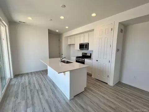 24521 E 41st Ave, Aurora, CO 80019 photo 4