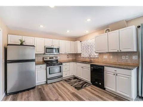9022 E Mansfield Ave, Denver, CO 80237 photo 2