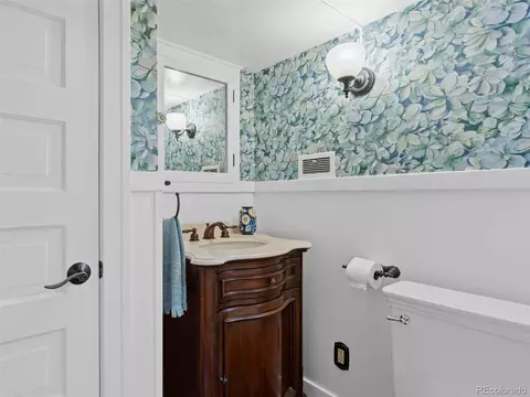 2247 Forest, Denver, CO 80207 photo 17