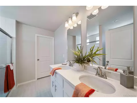 22072 E 38th Pl, Aurora, CO 80019 photo 23