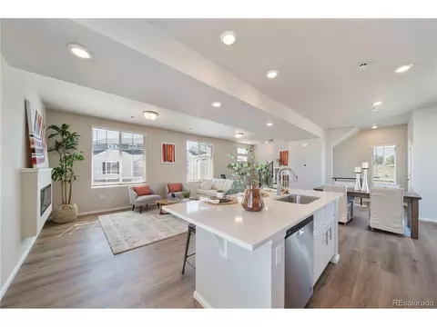 22072 E 38th Pl, Aurora, CO 80019 photo 10