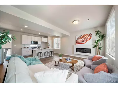 22072 E 38th Pl, Aurora, CO 80019 photo 16