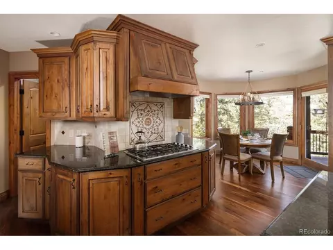 Kitchen - 7837 S Settlers Dr, Morrison, CO 80465 photo 2 of 3