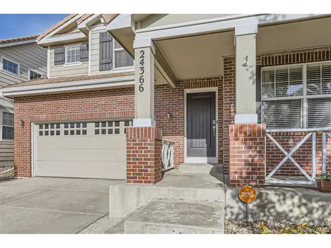 24366 E Kansas Cir, Aurora, CO 80018