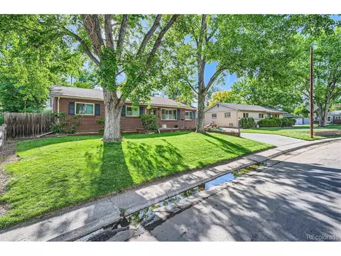 5986 Brooks Dr, Arvada, CO 80004